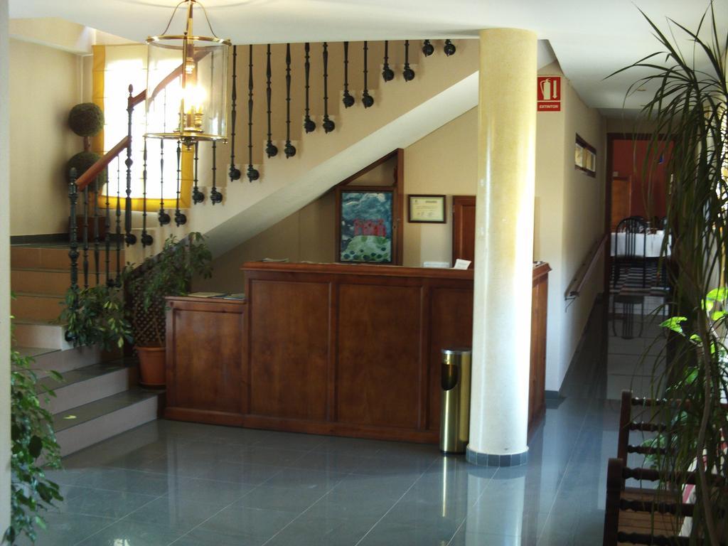 Hostal San Luis Almodovar del Rio Exterior photo